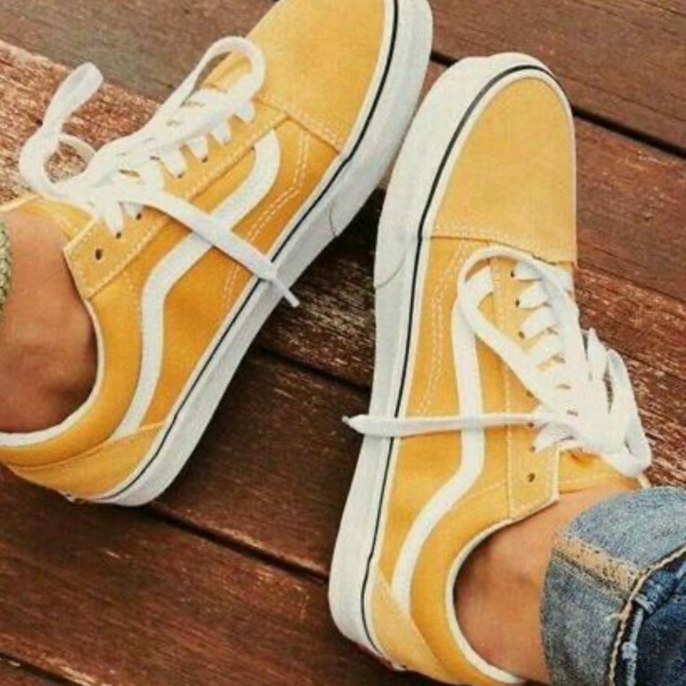 VANS Off the Wall sneaks - Picture 1 of 8
